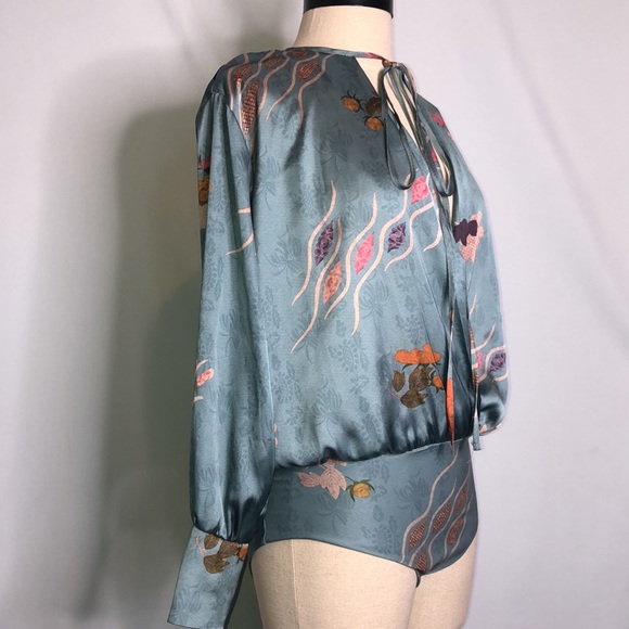 #134 Zara accessories long sleeved teal floral Faux Silk bodysuit Small - Picture 5 of 15